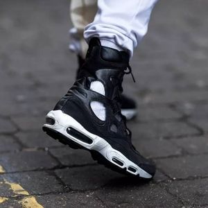 NIKE Airmax 95 Empire, Black- Size 9